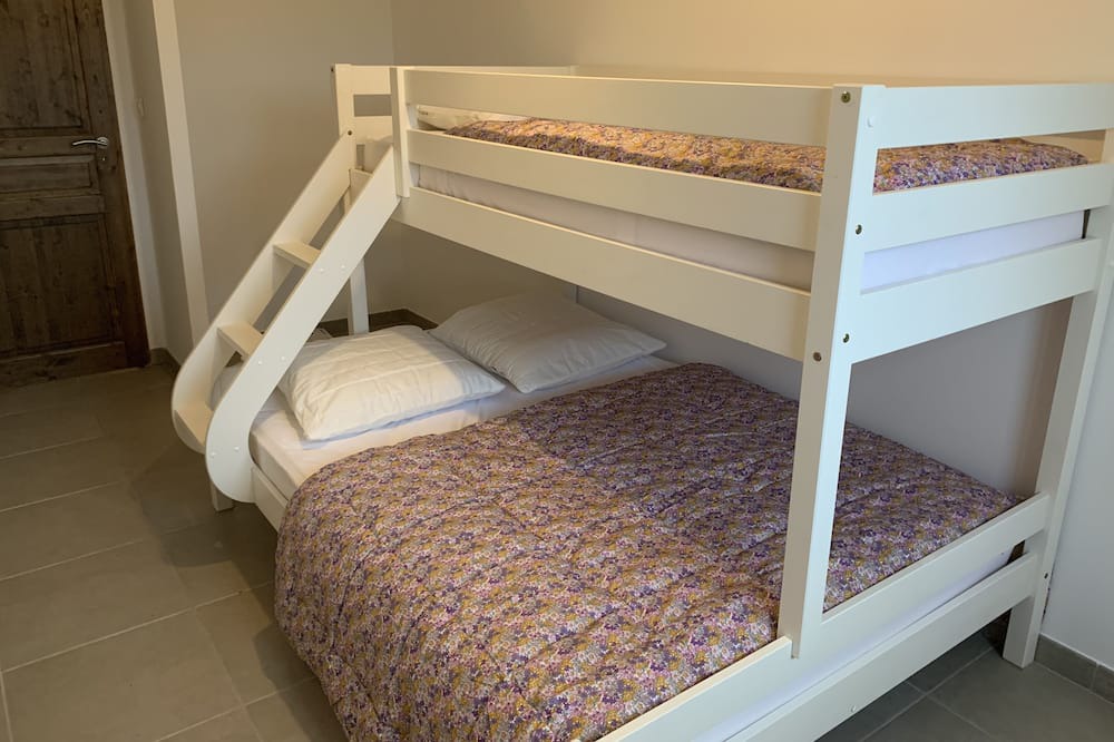Photo of Bedroom in Donzere