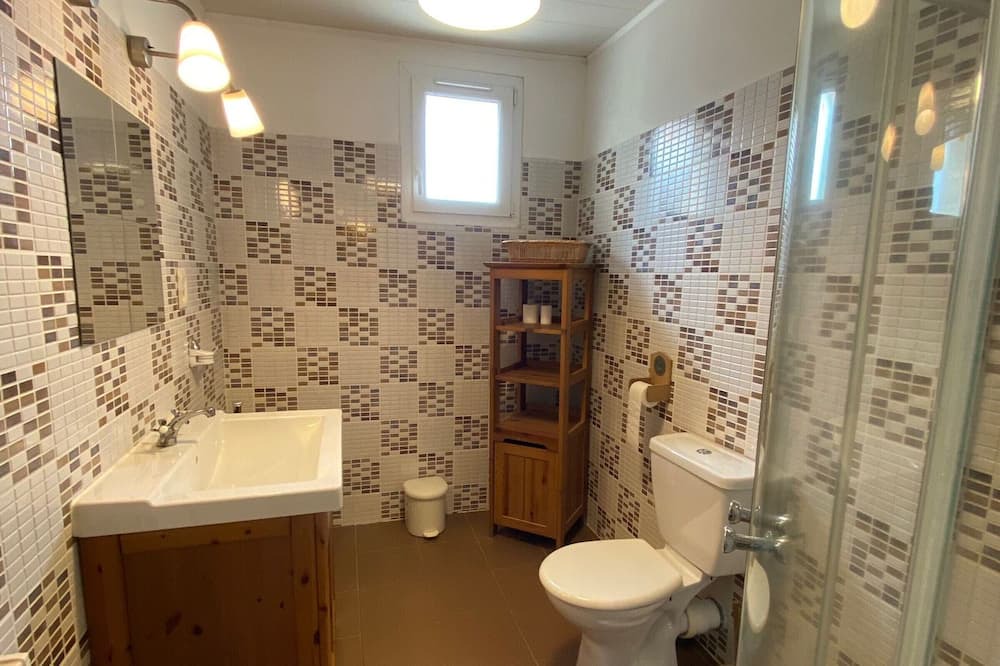 Photo of Bathroom in Previnquieres