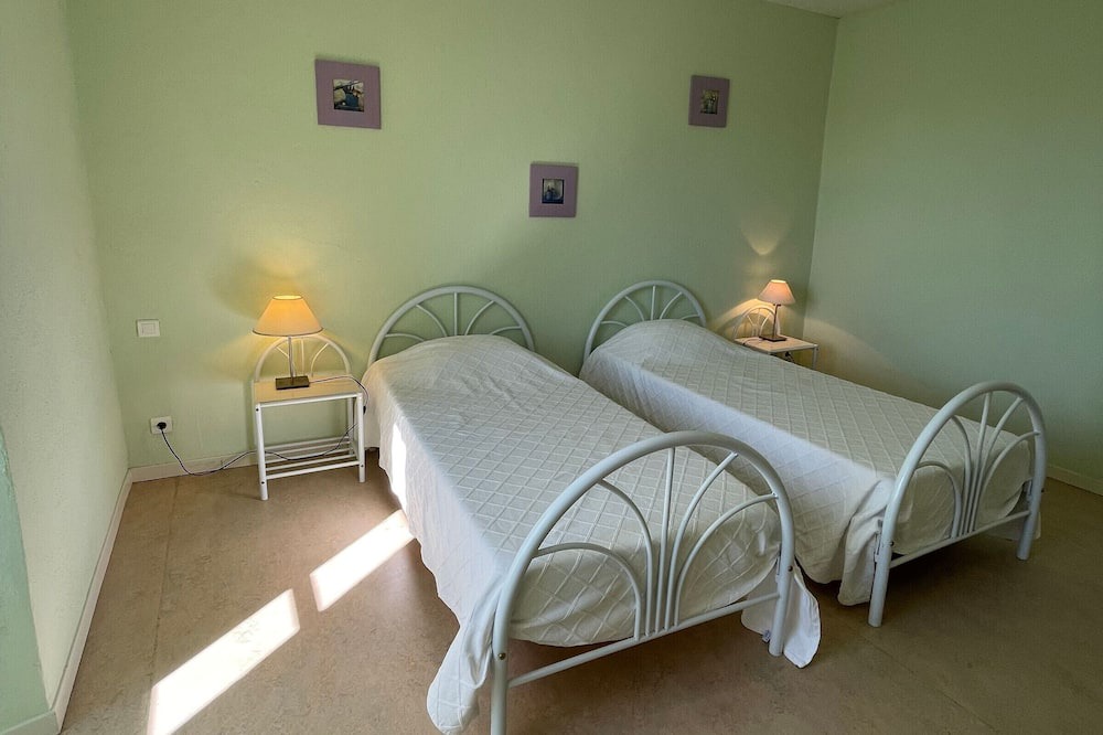 Photo of Bedroom in Saint-Andre-de-Vezines