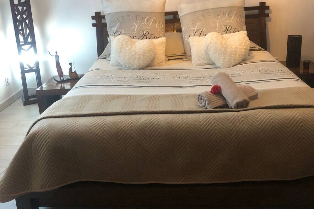 Photo of Bedroom in Sevran