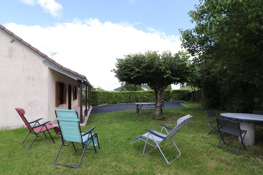 Photo of Outdoor in Carlat