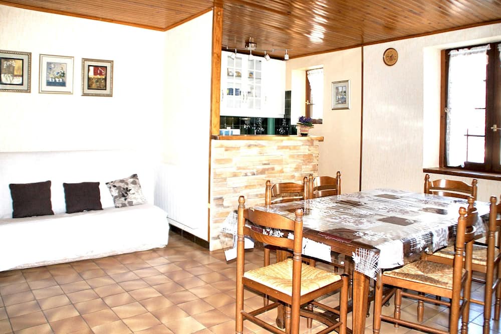 Photo of Livingroom in Mostuejouls
