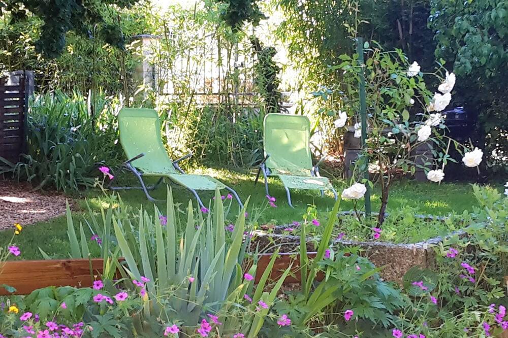 Photo of Outdoor in Villeneuve d'Aveyron