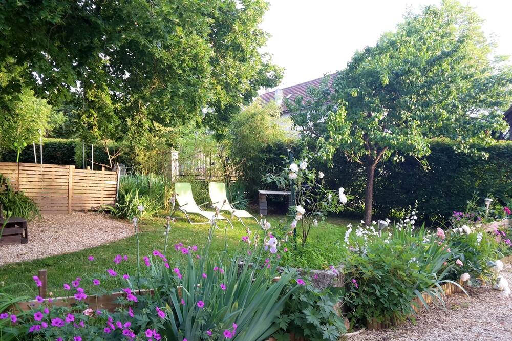Photo of Outdoor in Villeneuve d'Aveyron