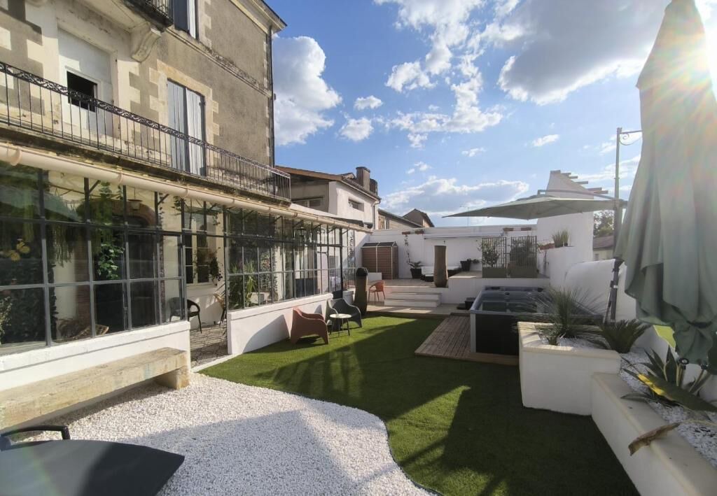 Photo of Outdoor in Sainte-Bazeille