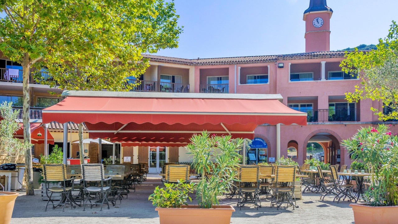 Photo of Outdoor in Rouret