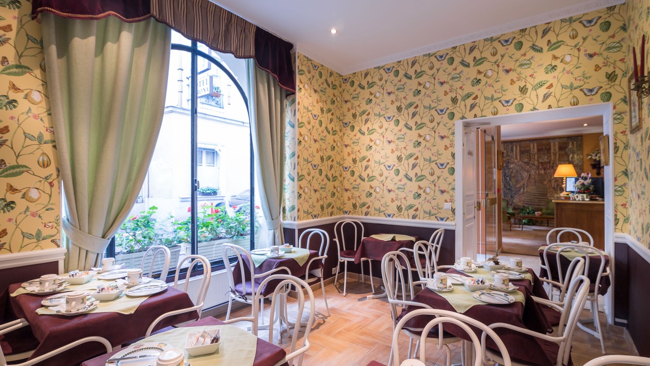 Photo of Others in Quartier du Faubourg-Montmartre