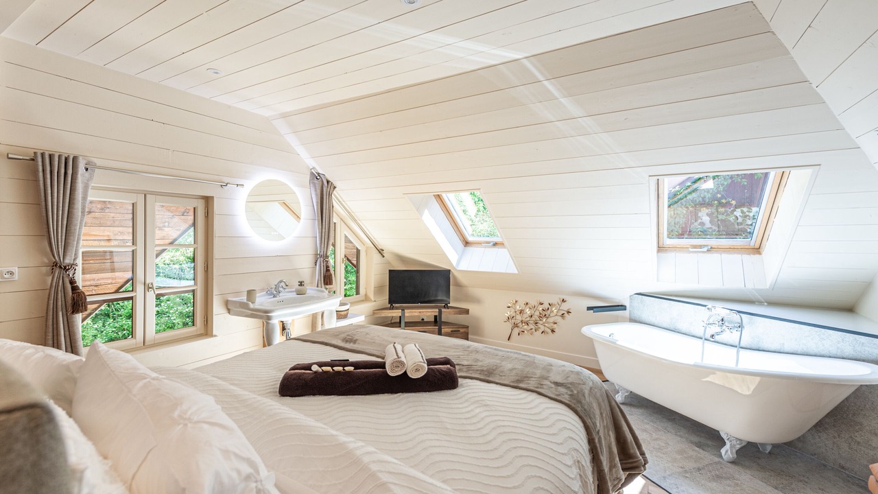 Photo of Bedroom in Alby-sur-Cheran