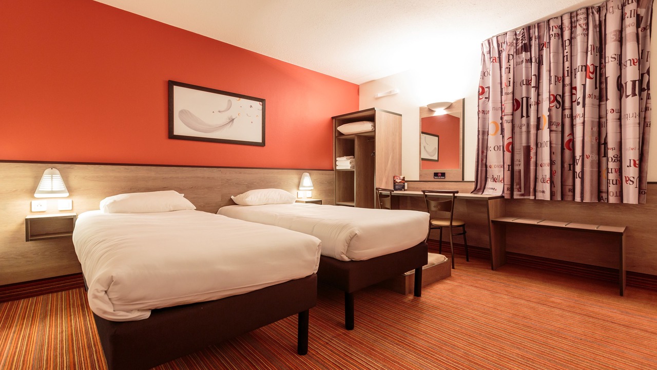 Photo of Bedroom in Tremblay-les-Gonesse