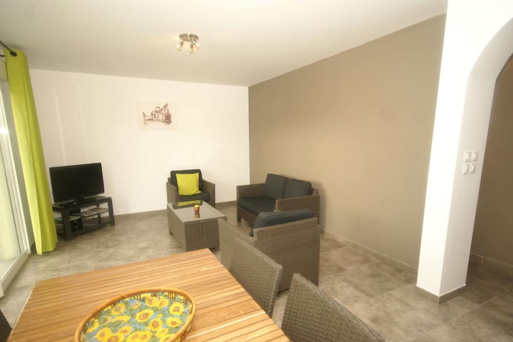 Photo of Livingroom in Sampzon