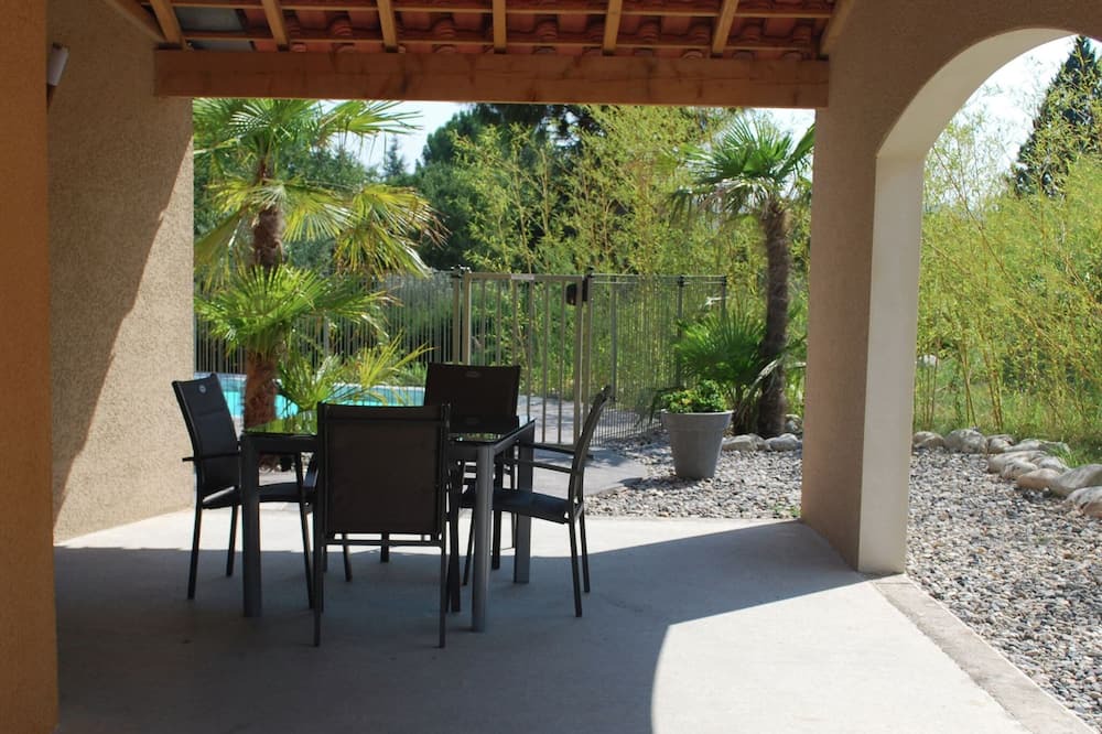 Photo of Patio Balcony in Sampzon
