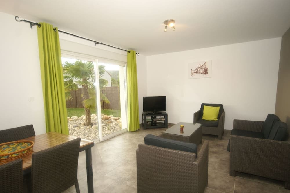 Photo of Livingroom in Sampzon