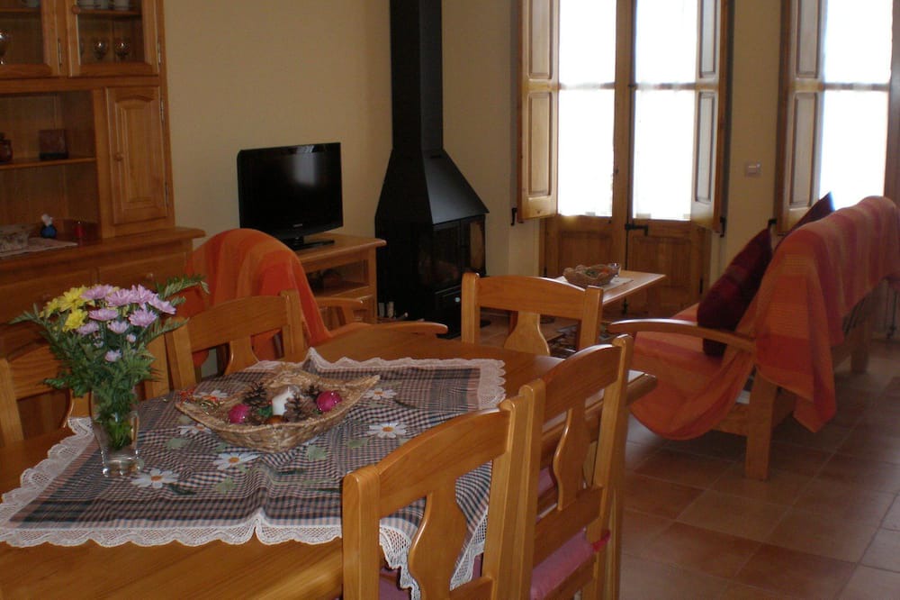 Photo of Livingroom in Maians
