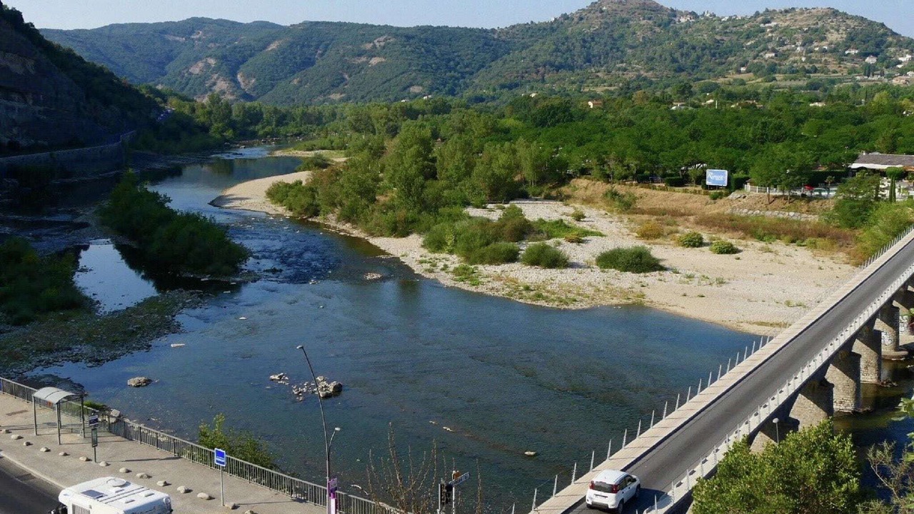 Photo of Others in Sampzon