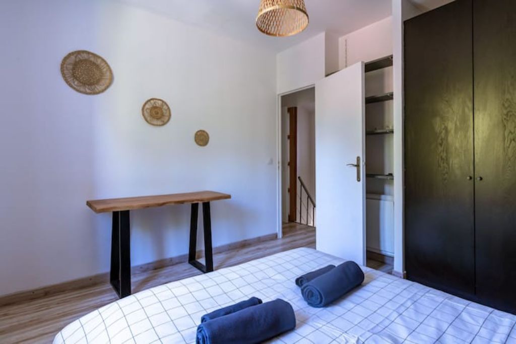 Photo of Bedroom in Fontaine-de-Vaucluse
