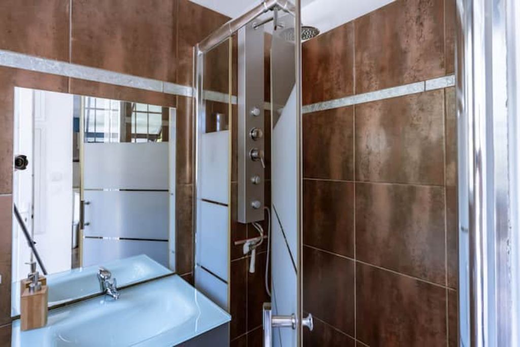 Photo of Bathroom in Fontaine-de-Vaucluse