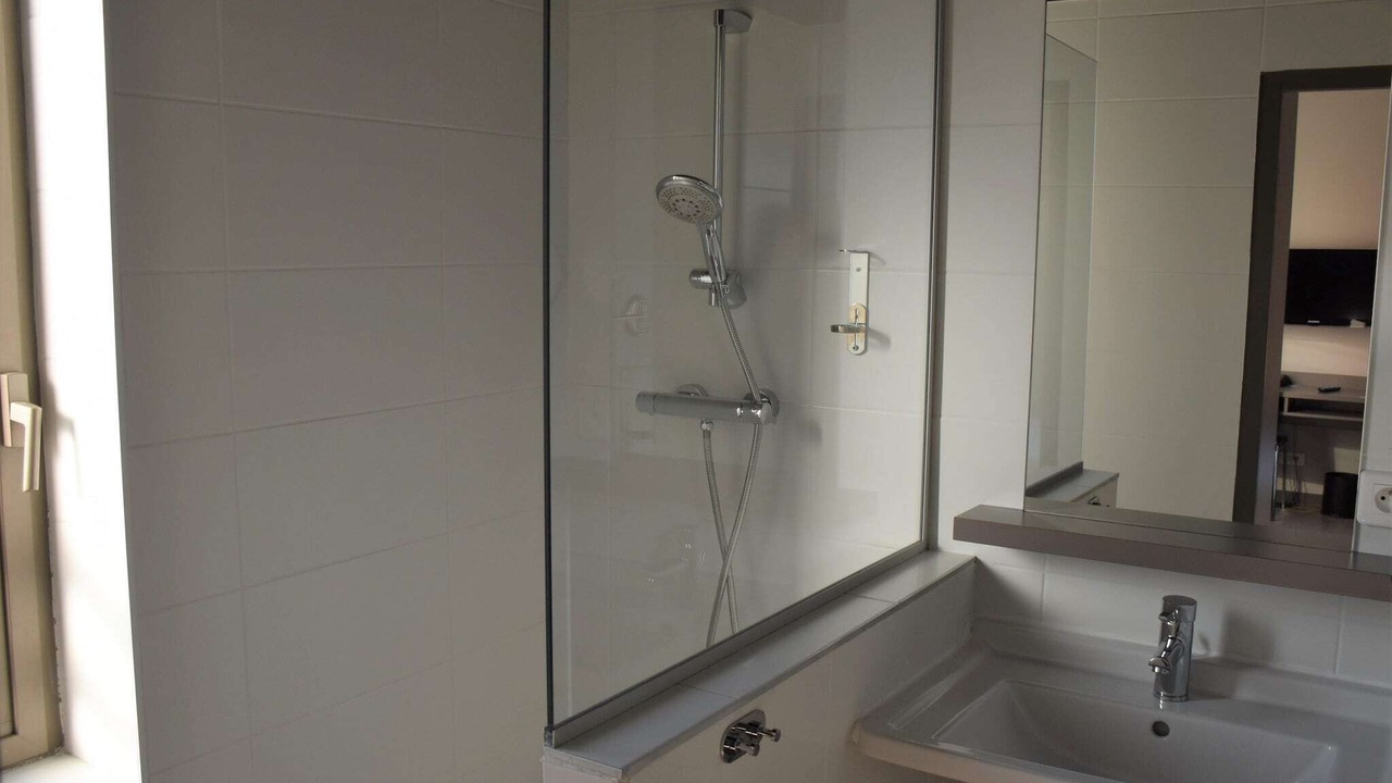 Photo of Bathroom in 9th Arrondissement