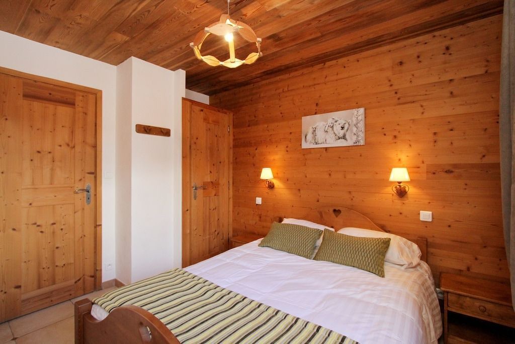 Photo of Bedroom in Mont-de-Lans