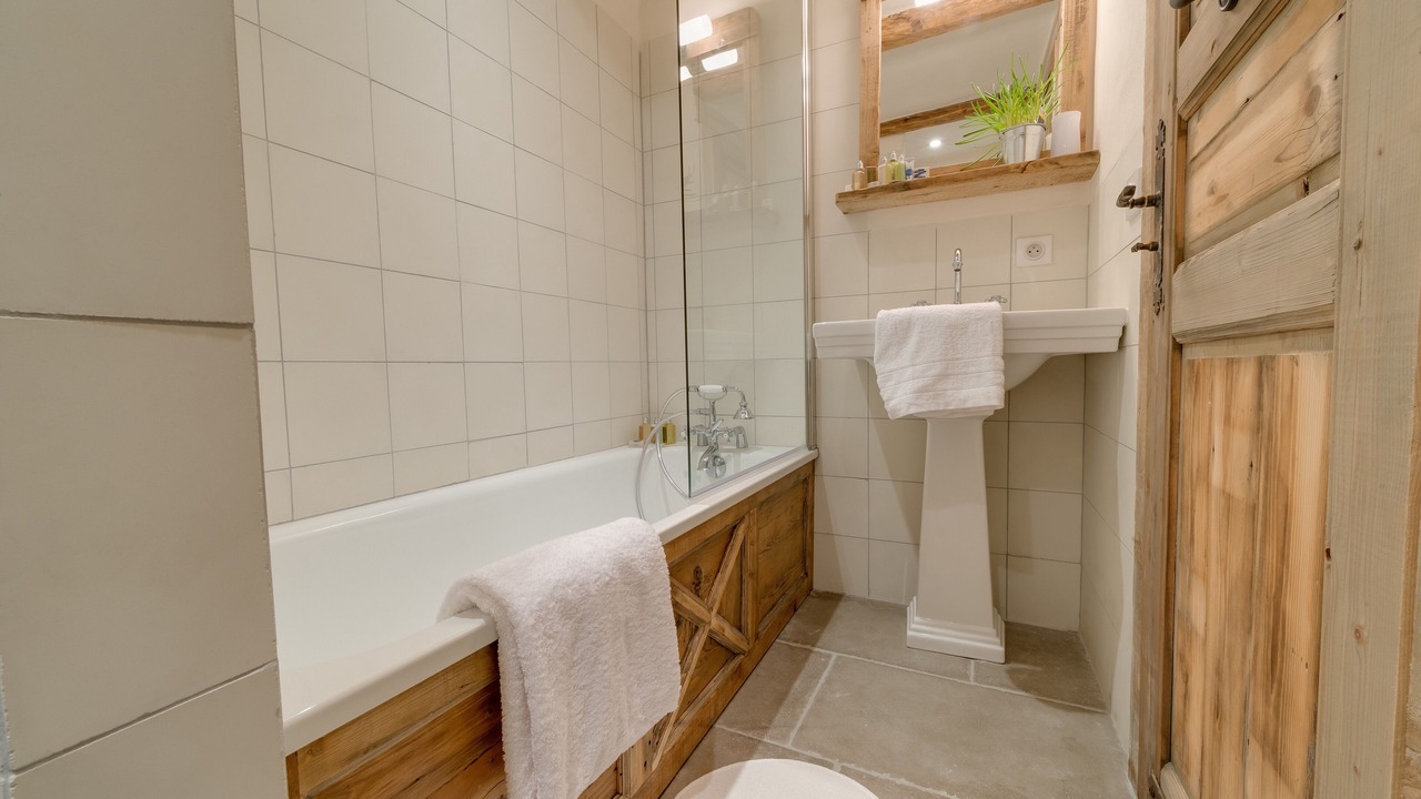 Photo of Bathroom in Sainte-Foy-Tarentaise