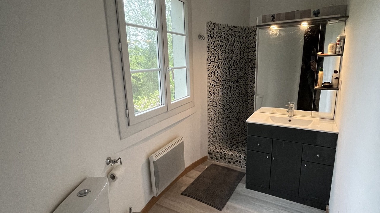 Photo of Bathroom in Encausse-les-Thermes