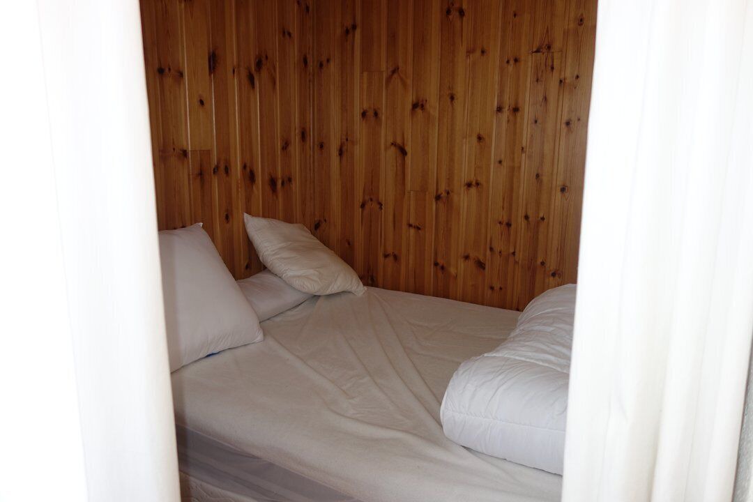 Photo of Bedroom in Eclose-Est