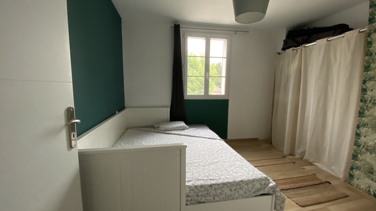 Photo of Bedroom in Jaillans