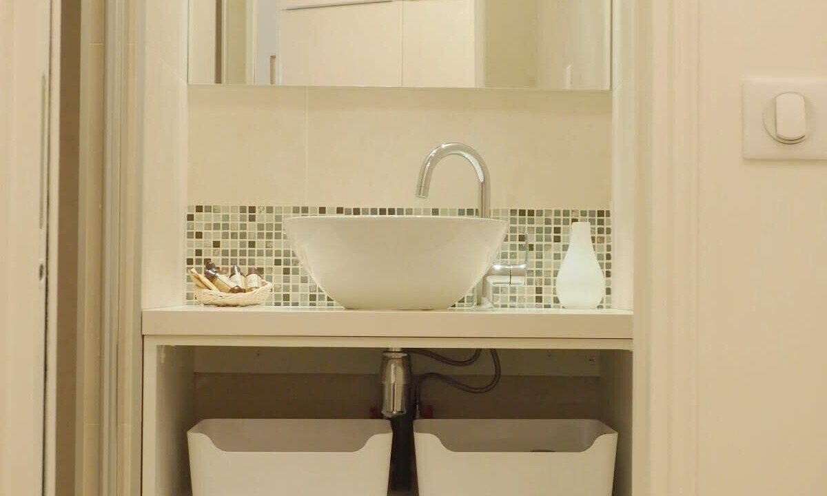 Photo of Bathroom in Vivienne