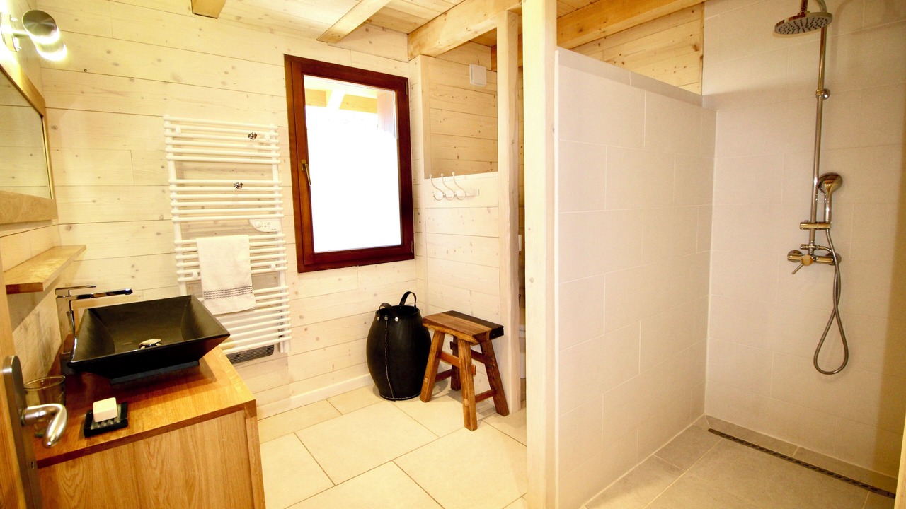 Photo of Bathroom in Montgellafrey