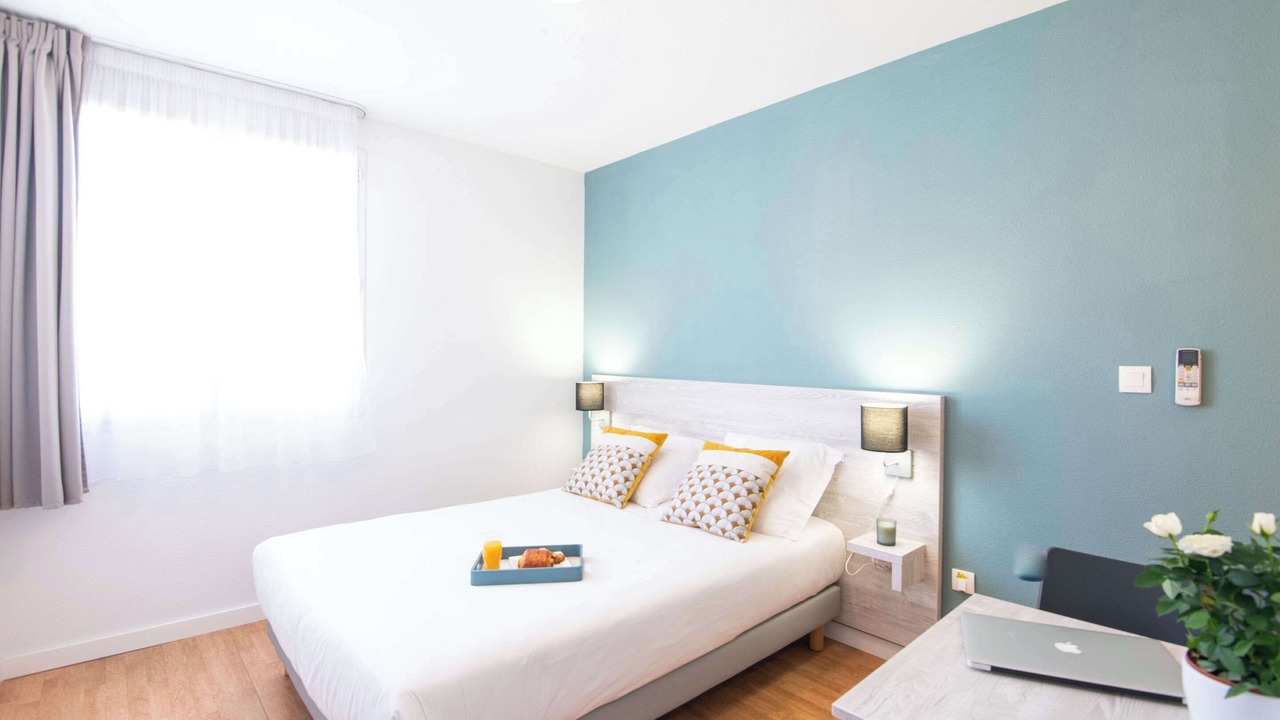 Photo of Bedroom in Le Tholonet