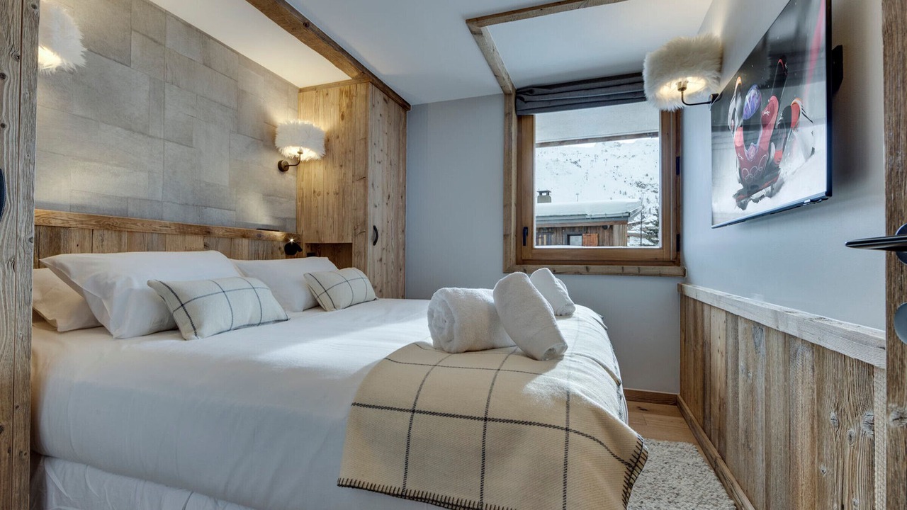 Photo of Bedroom in Les Almes