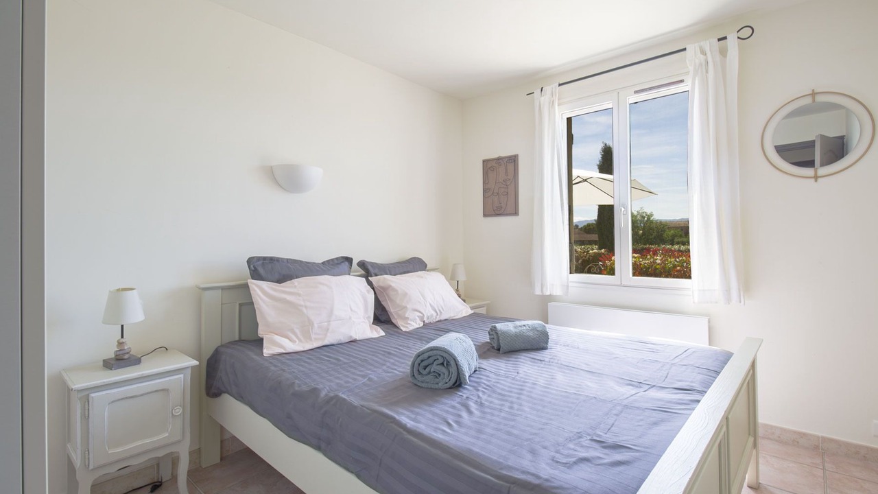 Photo of Bedroom in Saint-Saturnin-les-Apt