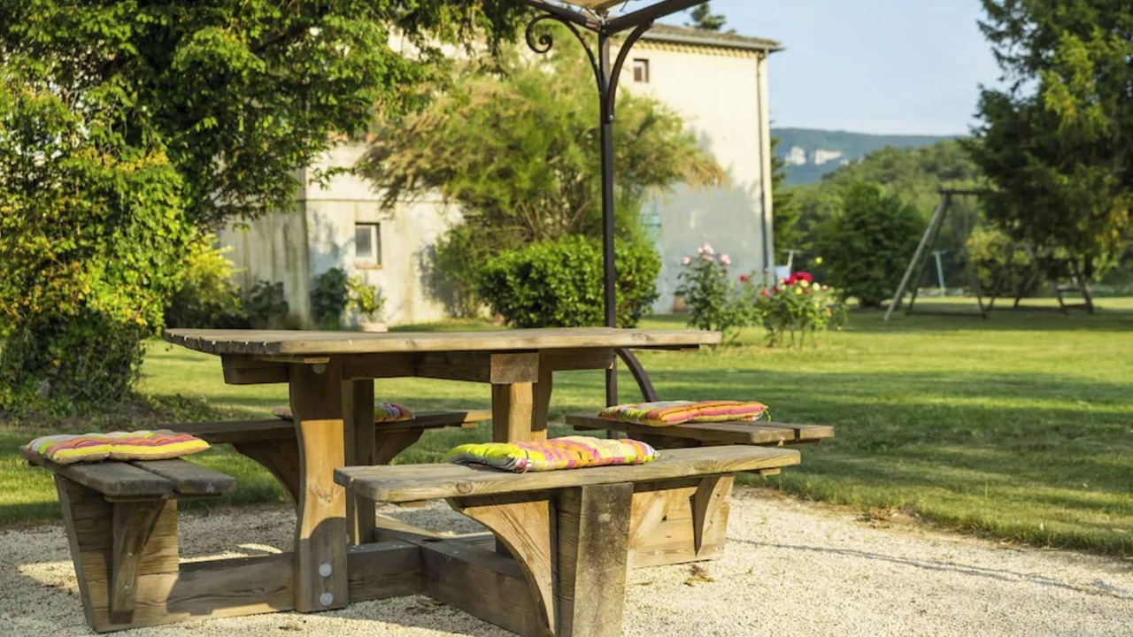 Photo of Outdoor in Charols