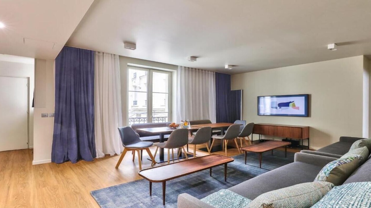 Photo of Livingroom in Arts-et-Metiers