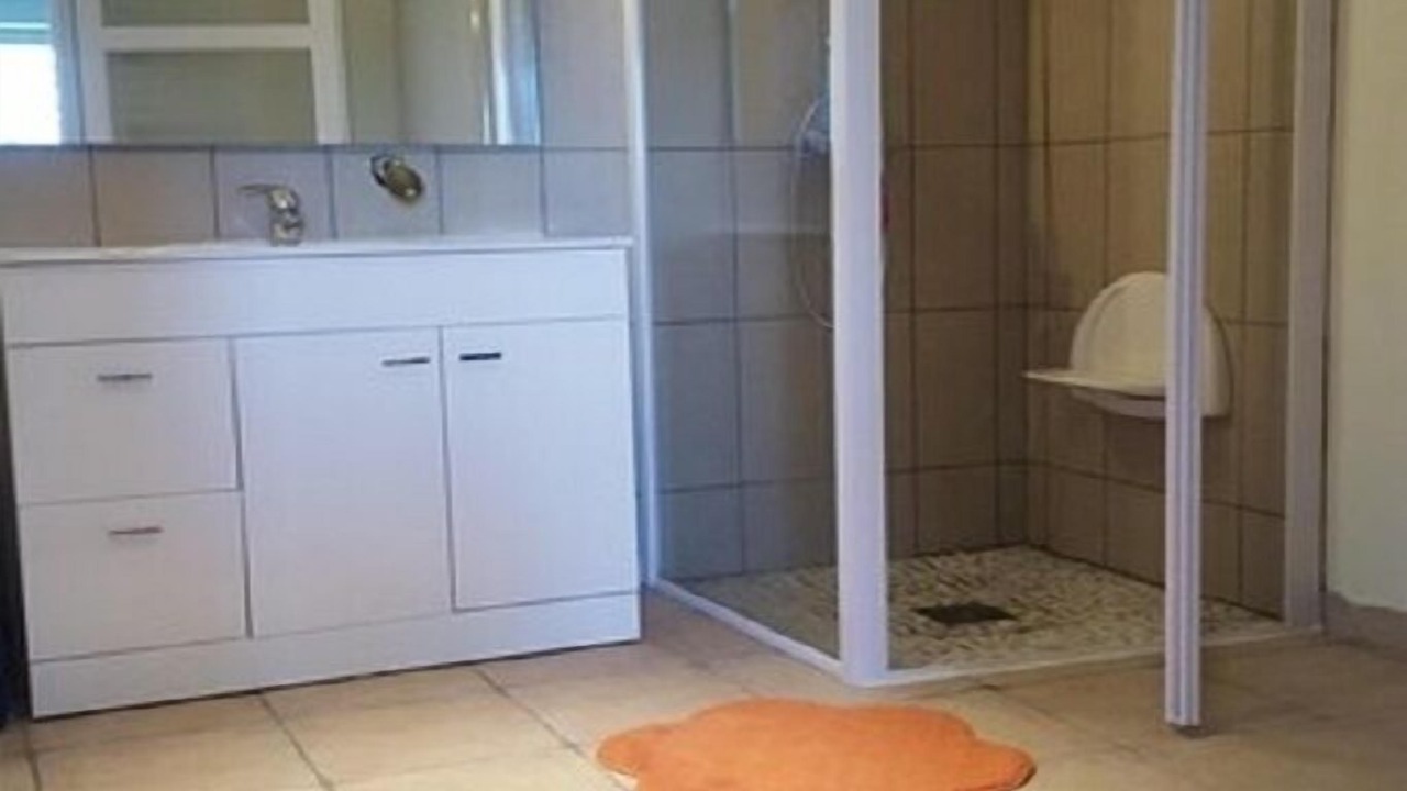 Photo of Bathroom in Martel