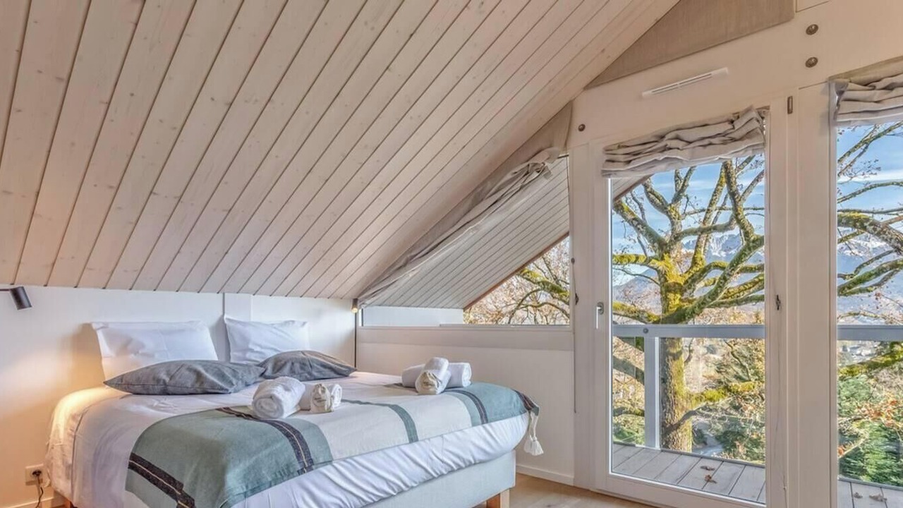 Photo of Bedroom in Saint-Jorioz
