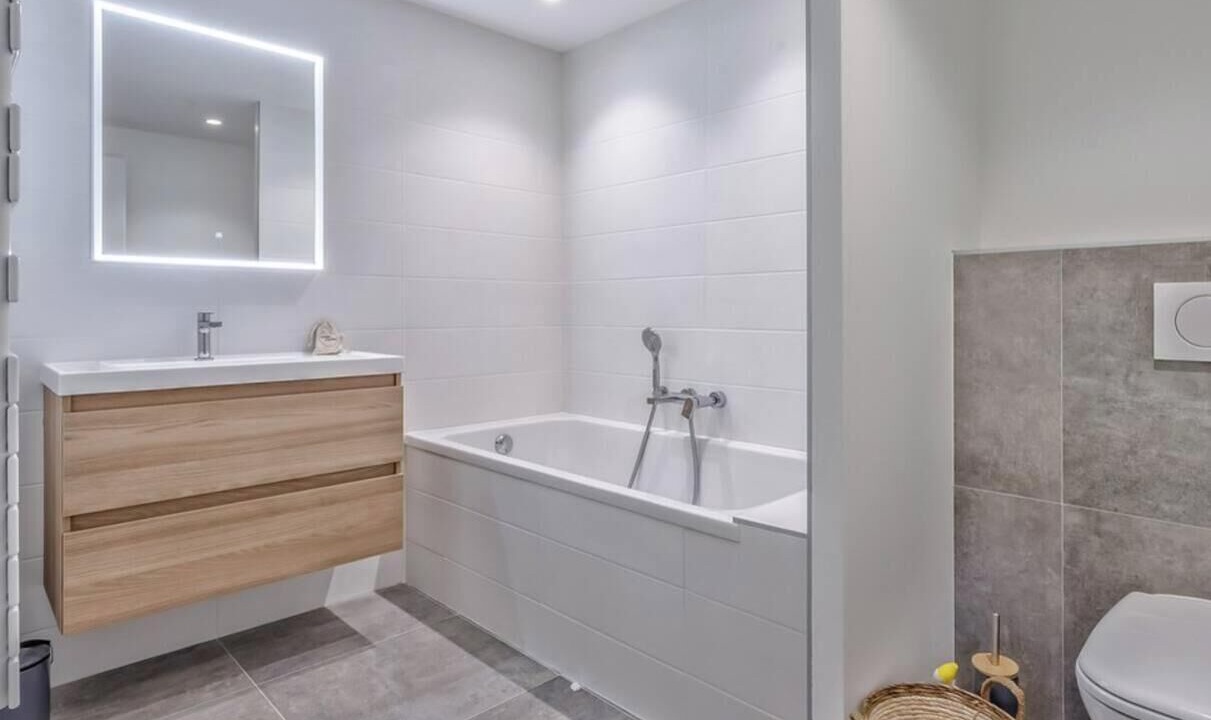 Photo of Bathroom in Saint-Jorioz