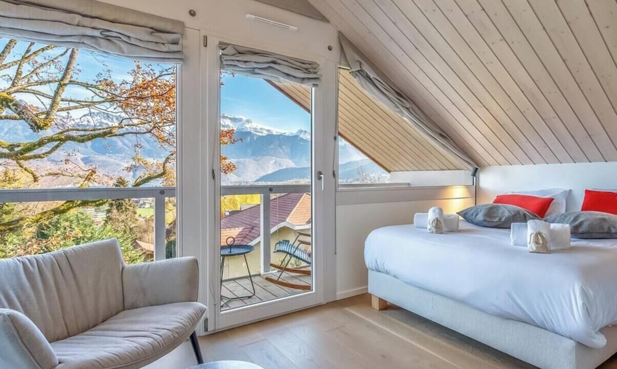 Photo of Bedroom in Saint-Jorioz