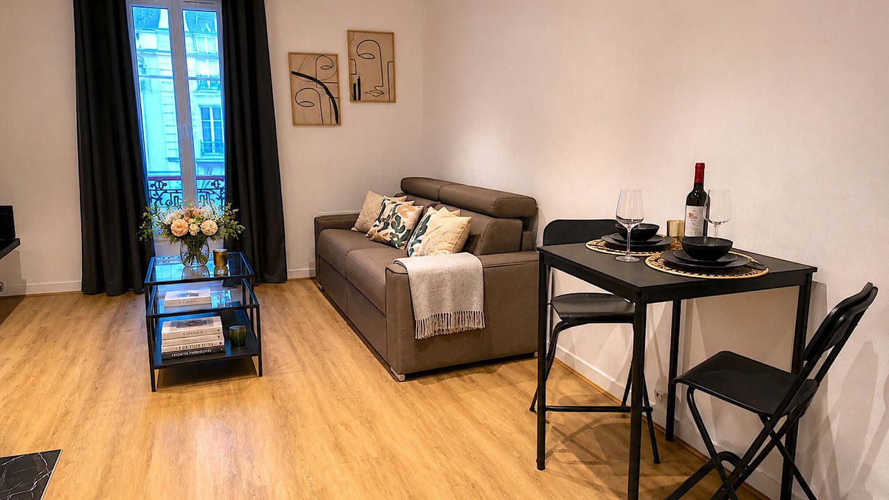 Photo of Livingroom in Batignolles
