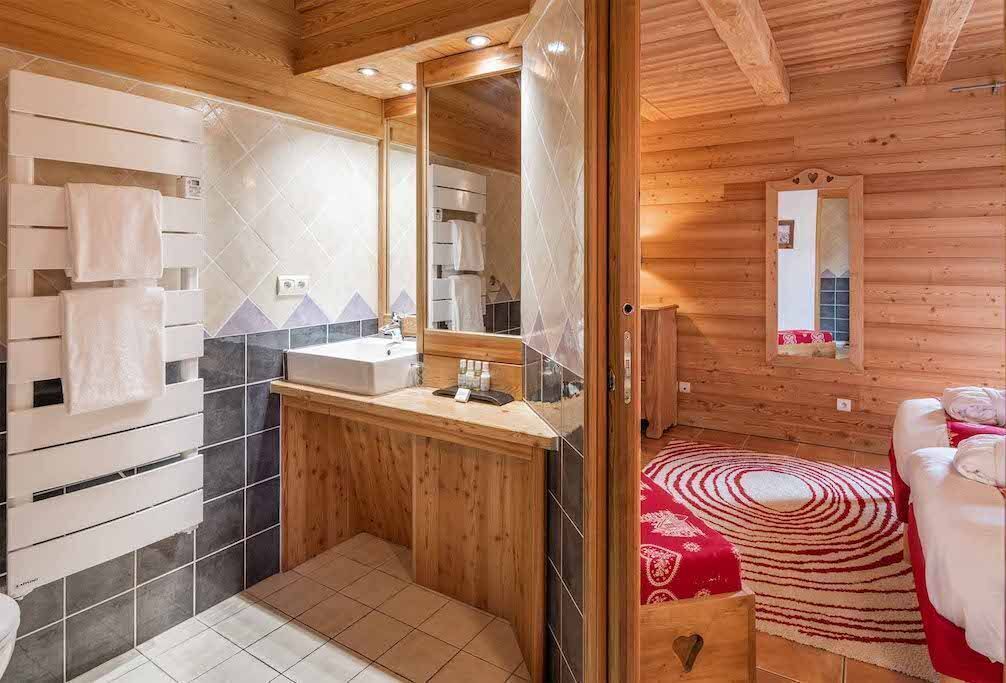 Photo of Bathroom in Huez