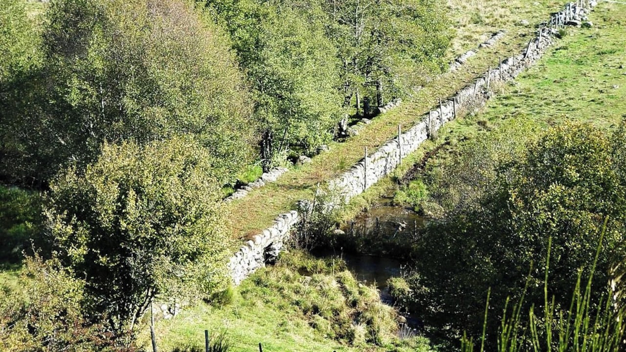 Photo of Outdoor in Saint-Martin-sous-Vigouroux