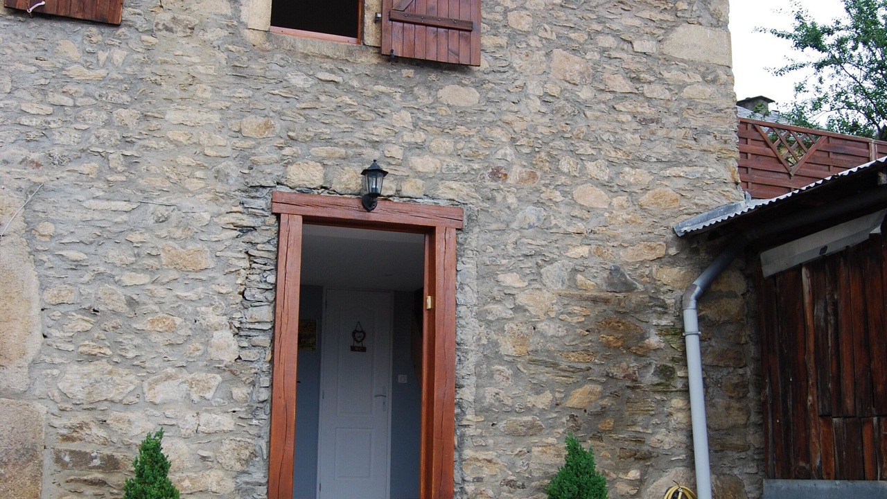 Photo of Outdoor in Poubeau