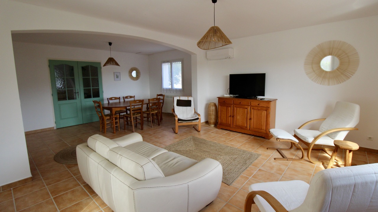 Photo of Livingroom in Chateauneuf-le-Rouge