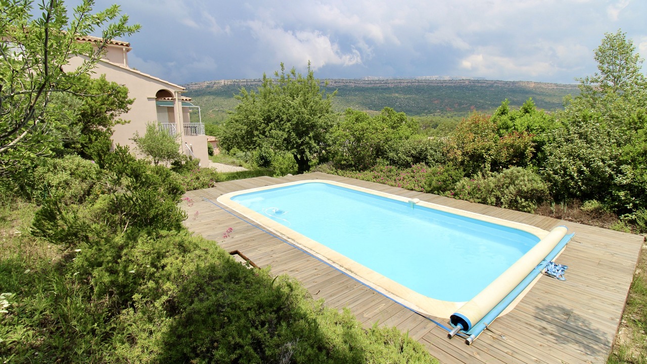 Photo of Outdoor in Chateauneuf-le-Rouge