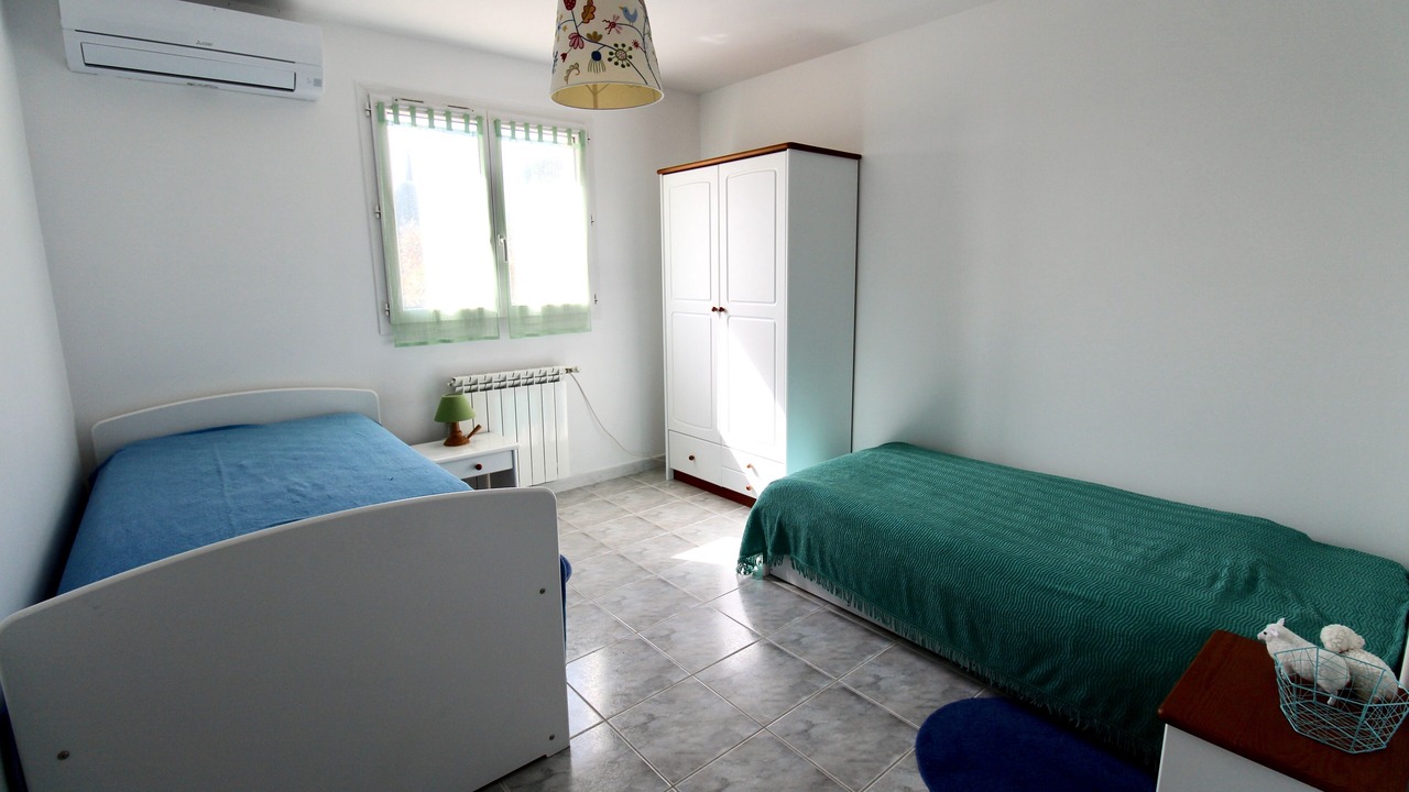 Photo of Bedroom in Chateauneuf-le-Rouge
