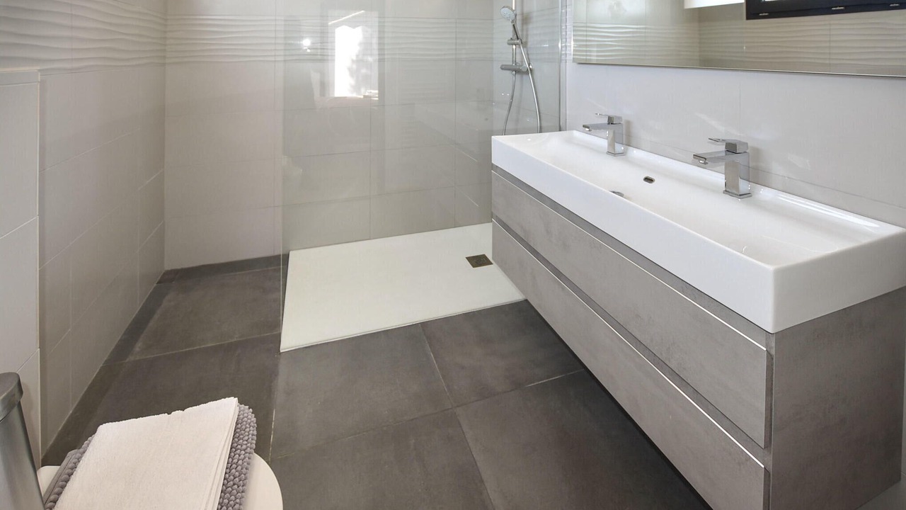 Photo of Bathroom in Colonzelle