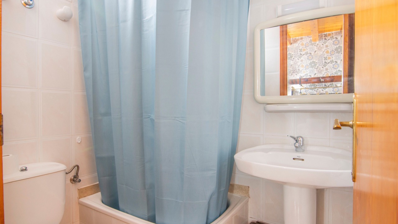 Photo of Bathroom in Les Igesies
