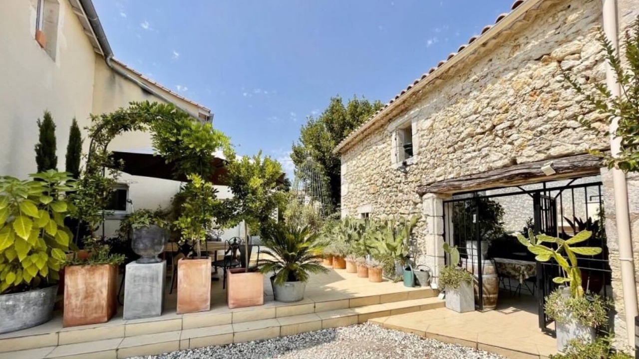 Photo of Patio Balcony in Saint-Yzans-de-Medoc
