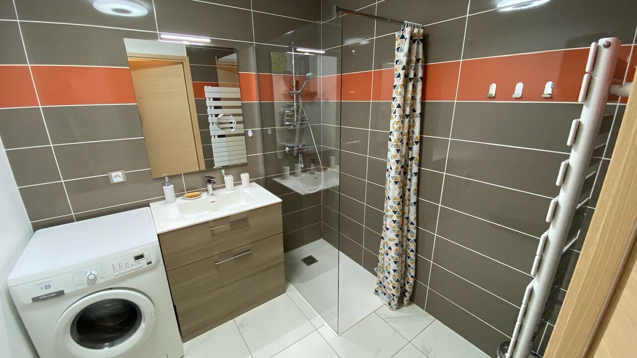 Photo of Bathroom in Saint-Jorioz
