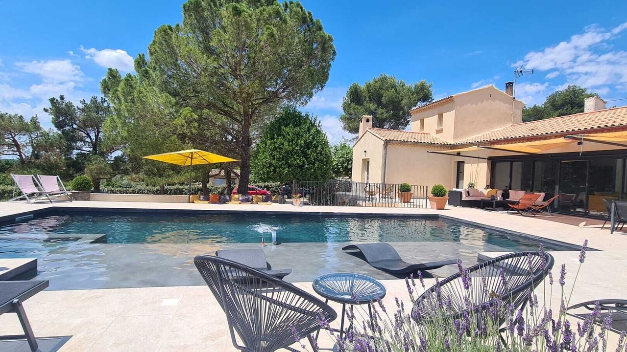 Photo of Outdoor in Saumane-de-Vaucluse