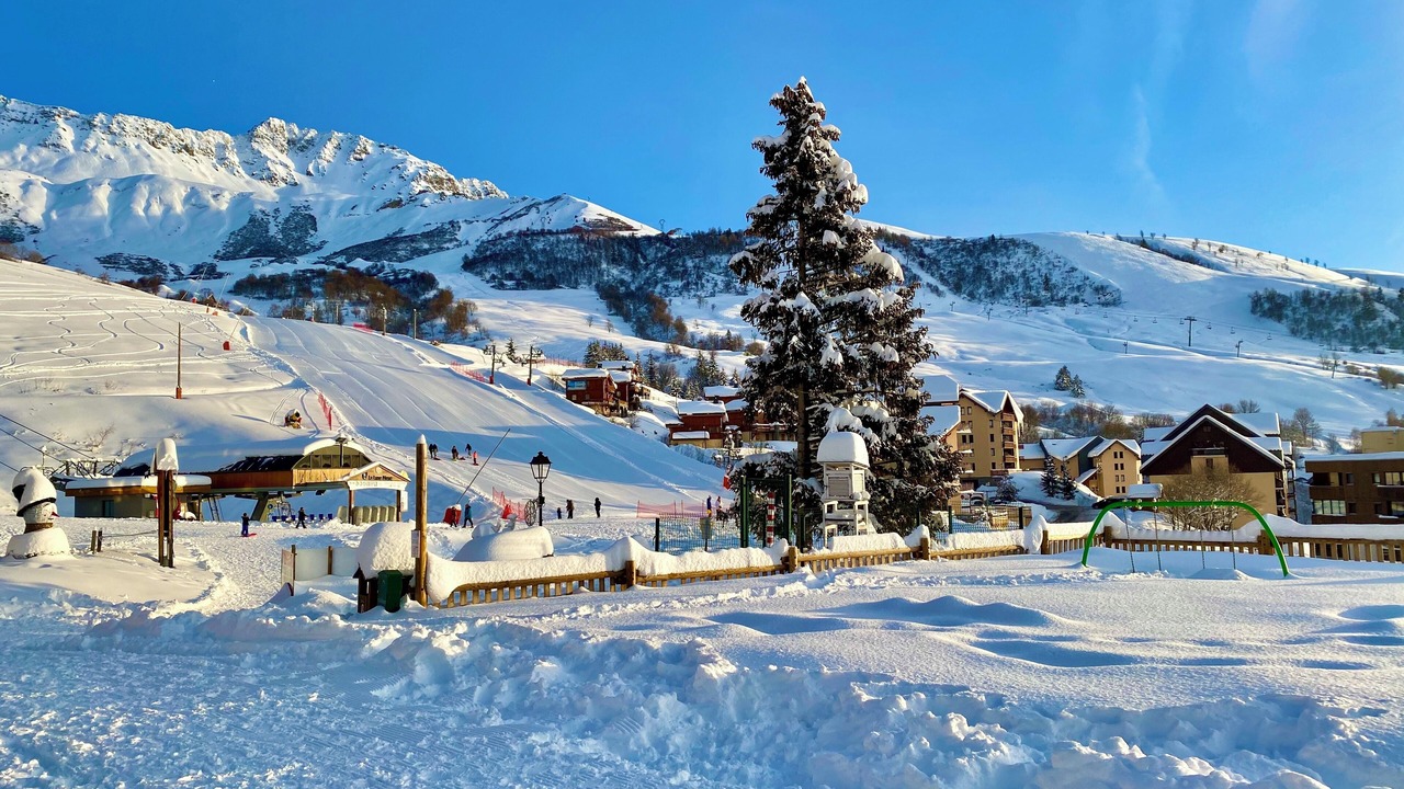 Photo of Others in Montgellafrey